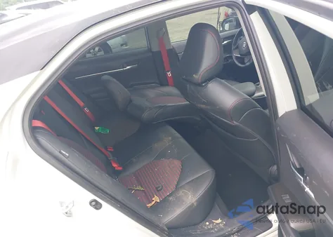 2021 Toyota Camry Trd z USA, uszkodzony, nr VIN 4T1KZ1AK0MU058902